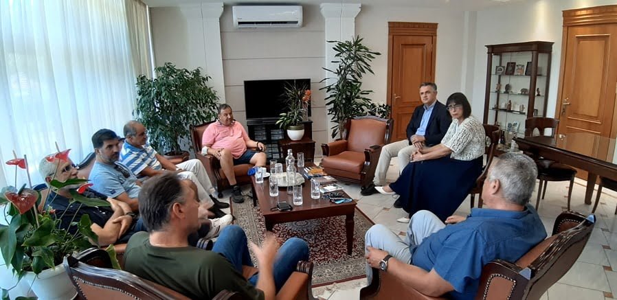 Ο Πρόεδρος και τα Μέλη  της Ελληνικής Κωπηλατικής Ομοσπονδίας συναντήθηκαν με τον Περιφερειάρχη και την Αντιπεριφερειάρχη Καστοριάς.