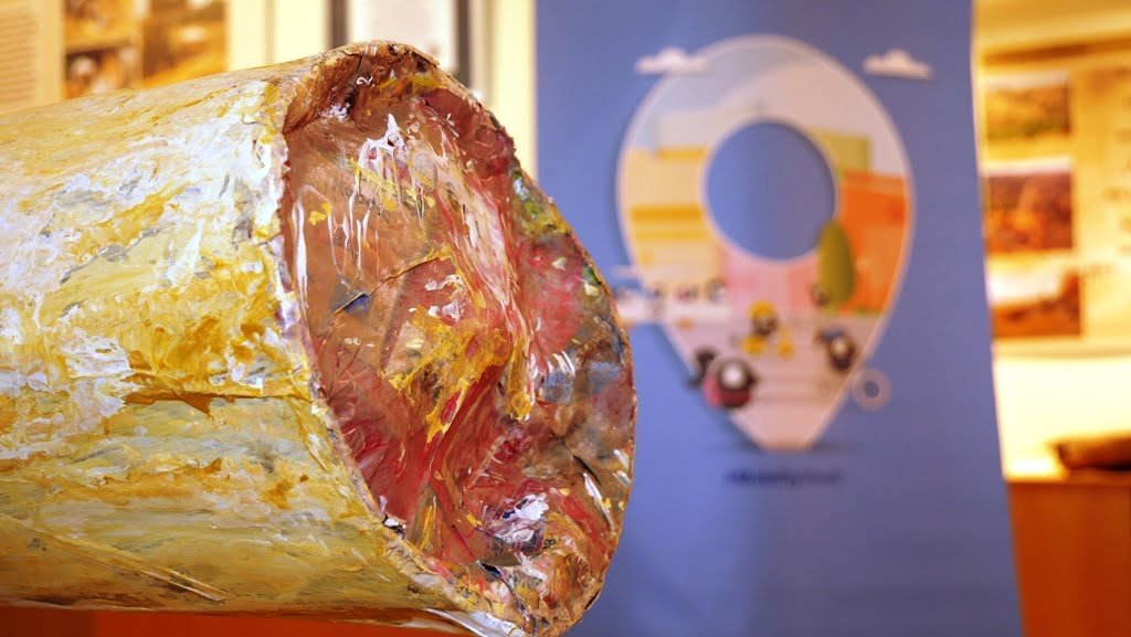 Δήμος Γρεβενών: Ομοίωμα του μεγαλύτερου χαυλιόδοντα του κόσμου με ανακυκλώσιμα υλικά για την Ευρωπαϊκή Εβδομάδα Κινητικότητας