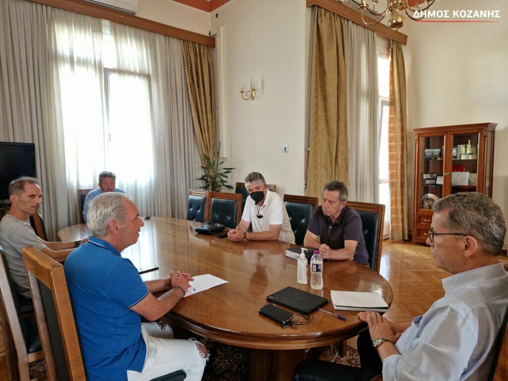 Συνάντηση του δημάρχου Κοζάνης Λάζαρου Μαλούτα με τον Σύλλογο Εκπαιδευτικών Πρωτοβάθμιας Εκπαίδευσης Κοζάνης