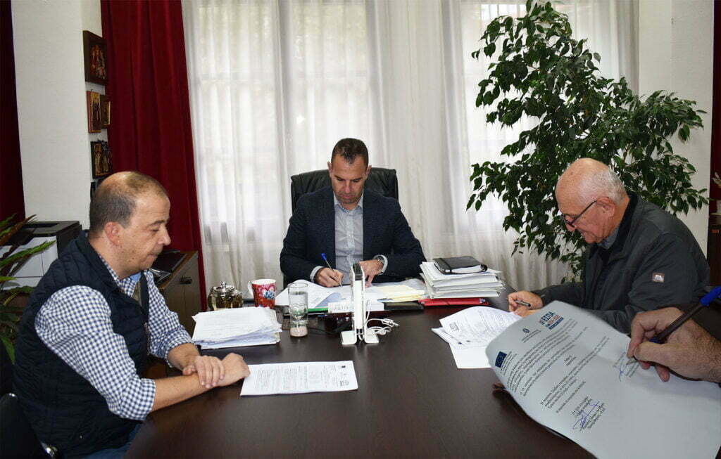 Υπογραφή σύμβασης για την κατασκευή κόμβου στην συμβολή Κύκνων – Μ. Αλεξάνδρου