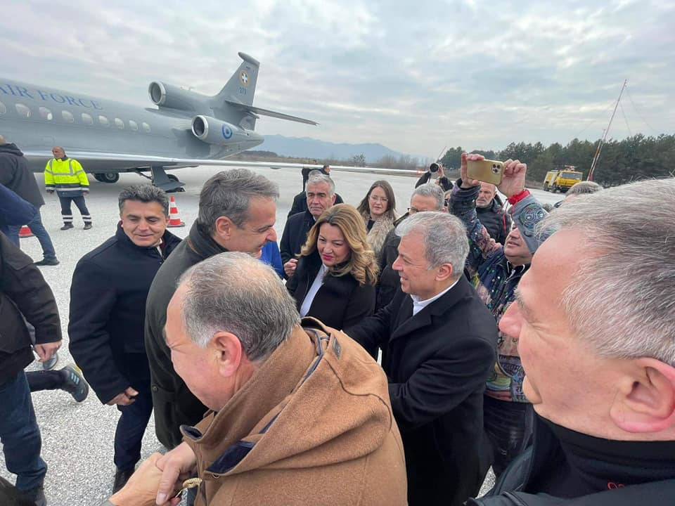 Υποδεχθήκαμε πριν από λίγο στο αεροδρόμιο Καστοριάς τον Πρωθυπουργό Kyriakos Mitsotakis!