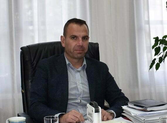 «Πάγωμα» των πλειστηριασμών ζητά από τον Πρωθυπουργό ο Δήμαρχος Καστοριάς