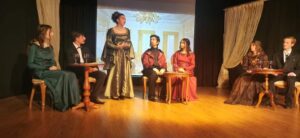 Συγχαρητήρια στο 5ο Γυμνάσιο Πτολεμαΐδας “Ευαγόρας Παλληκαρίδης” για το ανέβασμα της θεατρικής παράστασης με τίτλο “Μαντώ Μαυρογένους – Όλα για την Πατρίδα”