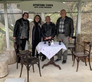 Η Κυρια Ολυμπία Τελιγιορίδου επισκέφτηκε το Αγρόκτημα Τσόπρα