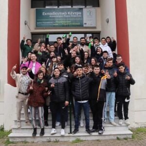 Σχολικοί Πρέσβεις και οι μαθητές της Α΄τάξης του 2ου ΓΕΛ Φλώρινας επισκέφτηκαν το Εκπαιδευτικό Κέντρο Ανανεώσιμων Πηγών Ενέργειας στον Φιλώτα