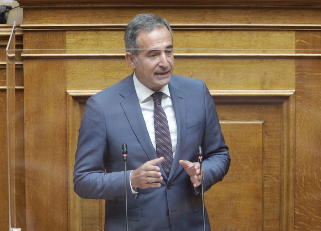 Εισήγησή στο τελευταίο νομοσχέδιο του Υπουργείου Εσωτερικών: «Ο ΣΥΡΙΖΑ αργομισθεί»