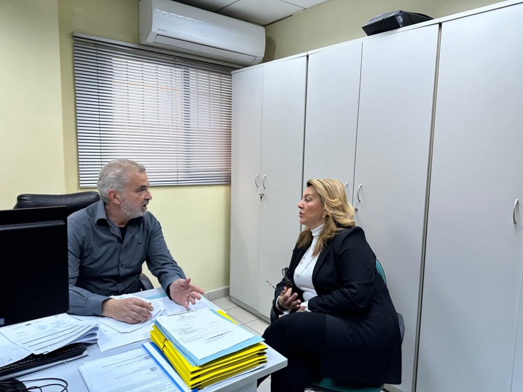 Επισκέφθηκα την Δημόσια Υπηρεσία Απασχόλησης στην Καστοριά, όπου είχα συνάντηση με τον Προϊστάμενο και συνομίλησα με εργαζόμενους.