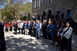 Σε κλίμα βαθιάς συγκίνησης τα αποκαλυπτήρια του Μνημείου «Μαρτυρική Μνήμη» στο Κωσταράζι