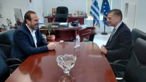 Συνάντηση του Δημάρχου Φλώρινας Βασίλη Γιαννάκη με τον Υπουργό Εθνικής Άμυνας Αλκιβιάδη Στεφανή