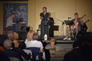 Με αφιέρωμα στον Μάνο Χατζιδάκι συνεχίστηκε το "Πολιτιστικό Καλοκαίρι" του Δήμου Φλώρινας