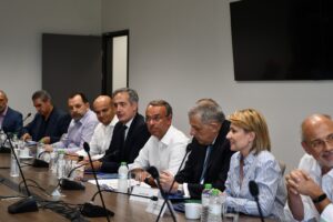 «Το FlyOver είναι έργο εμβληματικό για τη Θεσσαλονίκη» συμφώνησαν ομόφωνα οι συμμετέχοντες στη δεύτερη ευρεία σύσκεψη