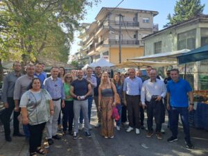 Στη λαϊκή αγορά της Κοζάνης ο Περιφερειάρχης Δυτικής Μακεδονίας και εκ νέου υποψήφιος Γιώργος Κασαπίδης