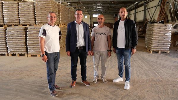 Σε επιχειρήσεις ξυλείας ο Υποψήφιος Δήμαρχος Γρεβενών Χρήστος Τριγώνης