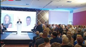 Την Παρασκευή 6 Οκτωβρίου ο υποψήφιος Δήμαρχος Δήμου Καστοριάς Γιάννης Κορεντσίδης πραγματοποίηση την κεντρική ομιλία και την παρουσίαση του συνδυασμού "Ώρα για δουλειά"
