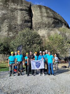 Με 11 αθλητές συμμετείχε ο Ελληνικός Ορειβατικός Σύνδεσμος (ΕΟΣ) Κοζάνης στον Β’ αγώνα του 1ου Κυπέλλου Αναρρίχησης Βράχου που πραγματοποιήθηκε το Σάββατο 28 Οκτωβρίου 2023