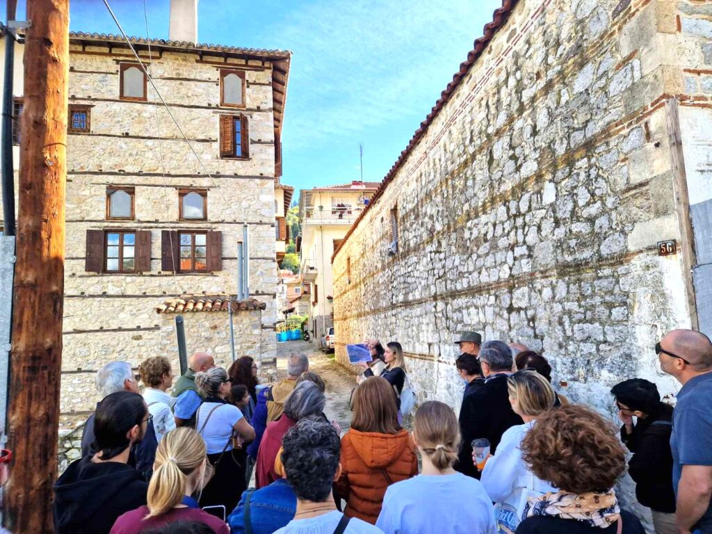 Δωρεάν θεματικές ξεναγήσεις από τον Δήμο Καστοριάς κατά την εορταστική περίοδο