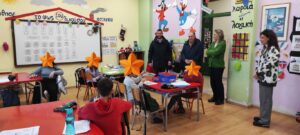 Τα σχολεία του Δήμου Άργους Ορεστικού επισκέφτηκε και φέτος ο Αη Βασίλης