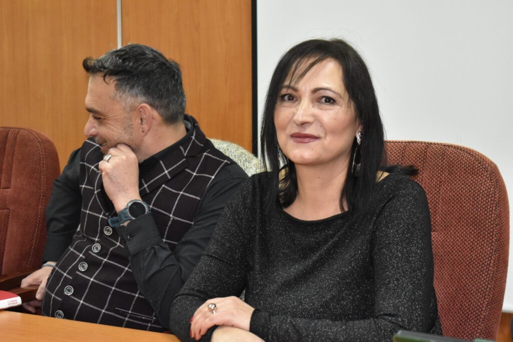 Πραγματοποιήθηκε το Σάββατο 27 Ιανουαρίου 2024 στο Κέντρο Περιβαλλοντικής Εκπαίδευσης Καστοριάς η παρουσίαση της ποιητικής συλλογής “Δωδεκάτη νυχτερινή”, της Μαρίας Κανδύλη.