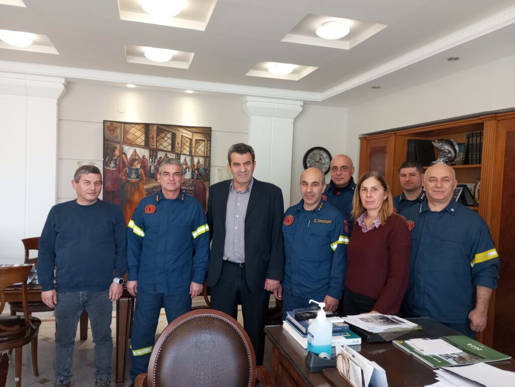 Εθιμοτυπική  Επίσκεψη του νέου  Διοικητή Περιφερειακής Πυροσβεστικής Υπηρεσίας Δυτικής Μακεδονίας στον Αντιπεριφερειάρχη Καστοριάς.