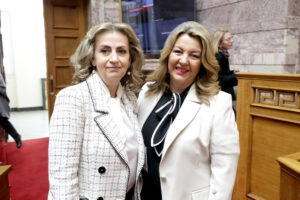 Μαρία Αντωνίου “Συμμετέχουμε σε πολιτικές που προτρέπουν τις γυναίκες να αναλάβουν ηγετικές θέσεις”