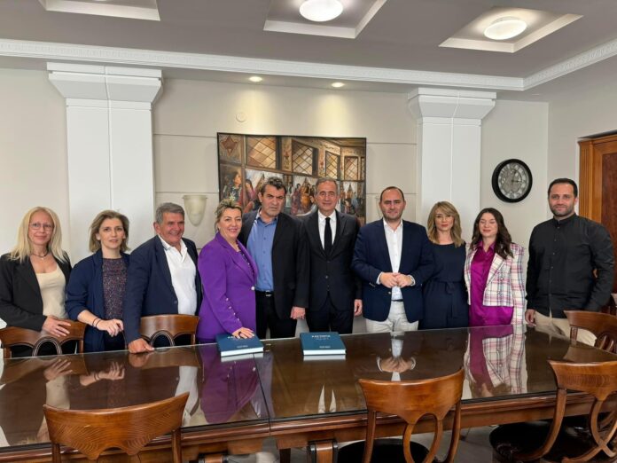 Η Βουλευτής Καστοριάς Μαρία Αντωνίου και ο Υφυπουργός Εσωτερικών Στάθης Κωνσταντινίδης πραγματοποίησαν περιοδεία στην Περιφερειακή Ενότητα Καστοριάς