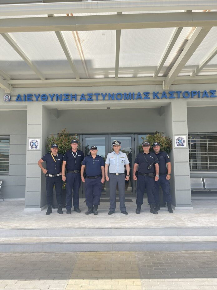 Ομάδα Ελέγχου και Πρόληψης Τροχαίων Ατυχημάτων (OEΠTA) της Διεύθυνσης Τροχαίας Θεσσαλονίκης ενίσχυσε τη Διεύθυνση Αστυνομίας Καστοριάς και ενήργησαν από κοινού τροχονομικούς ελέγχους στον κάθετο άξονα της Εγνατίας Οδού.