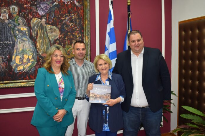 Επίσκεψη της Υφυπουργού Μετανάστευσης & Ασύλου Σοφίας Βούλτεψη στον Δήμαρχο Καστοριάς Γιάννη Κορεντσίδη