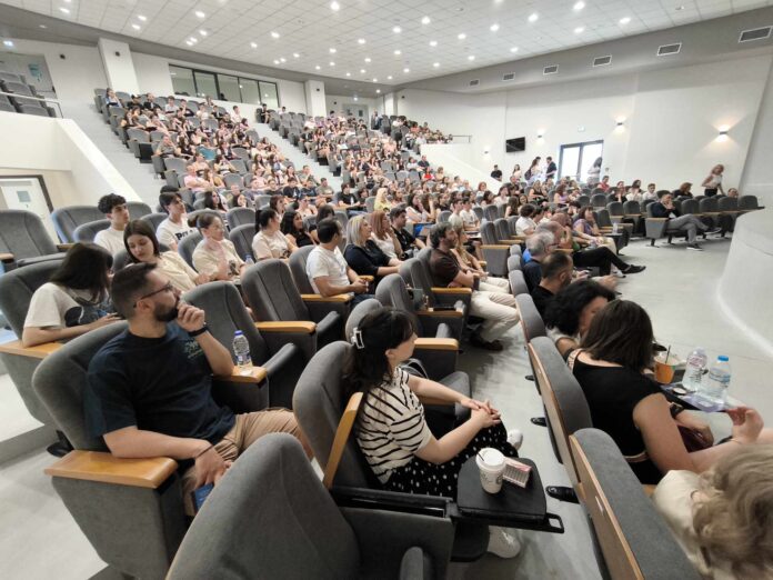 «Σχολές, Σπουδές και Συμπλήρωση Μηχανογραφικού». Εκδήλωση επαγγελματικού προσανατολισμού για τους μαθητές από το Πανεπιστήμιο Δυτικής Μακεδονίας και τον Σύλλογο Φροντιστών Δυτικής Μακεδονίας