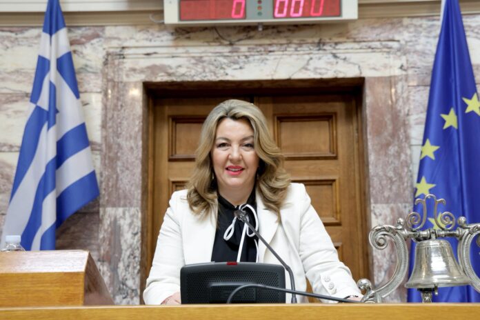 Η αξιολόγηση κάθε γυναίκας πρέπει να γίνεται με βάση τη δική της πορεία και τη δική της δουλειά.