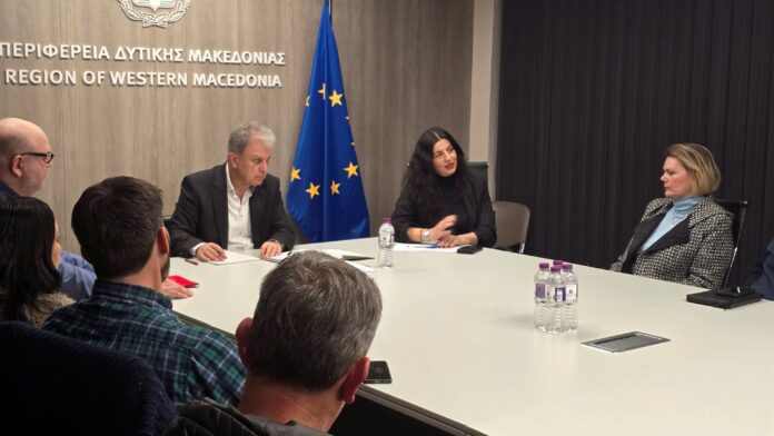 Με τους εκπροσώπους των συλλόγων Βόλεϊ και Χάντμπολ ο Περιφερειάρχης Γιώργος Αμανατίδης