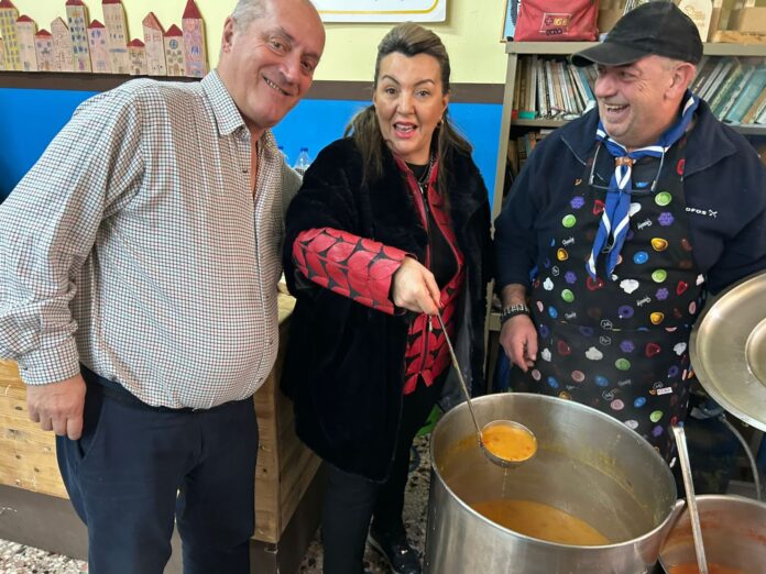 Μαρία Αντωνίου: «Καλή Σαρακοστή! Να πετάμε πάντα σε ανοιχτούς ορίζοντες και να στοχεύουμε ψηλά στον ουρανό!»