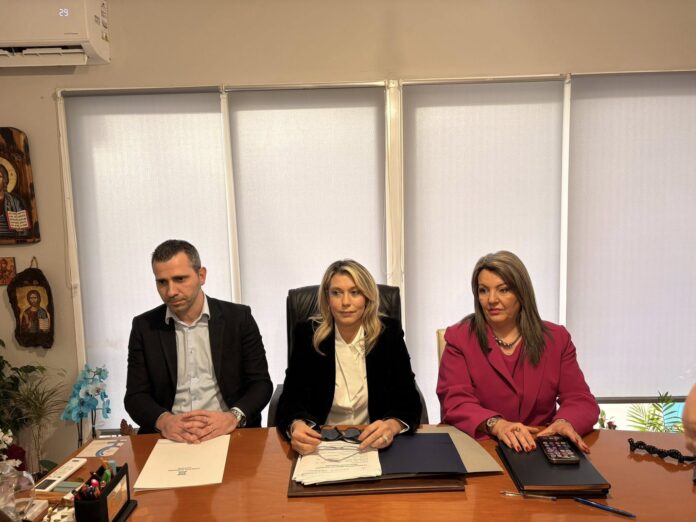 Μια ακόμη σημαντική εξέλιξη για την Καστοριά μας, για τον τουρισμό και την ανάπτυξη της τοπικής μας οικονομίας σηματοδοτεί η αδειοδότηση της λειτουργίας του Χιονοδρομικού Κέντρου Βιτσίου.