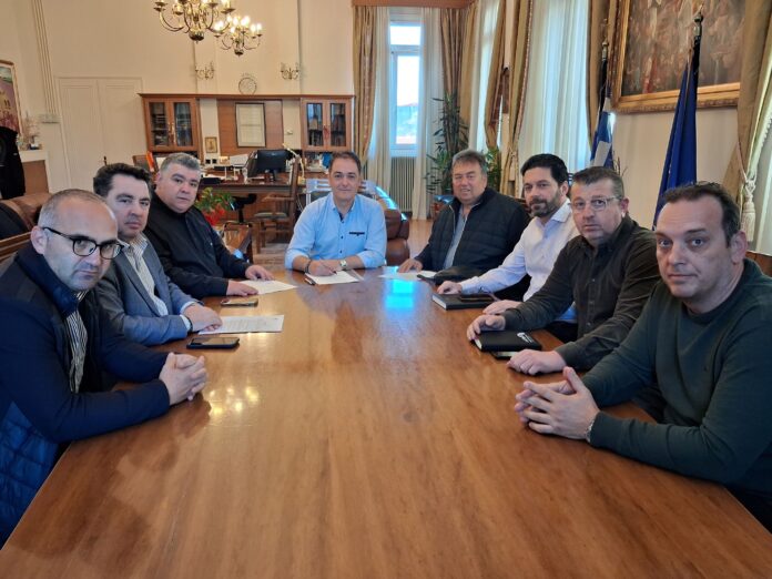 Δήμος Κοζάνης: Υπογραφή σύμβασης για τη βελτίωση κυκλοφοριακών συνθηκών δημοτικής οδού Δρεπάνου προς Άγιο Δημήτριο και Ακρινή