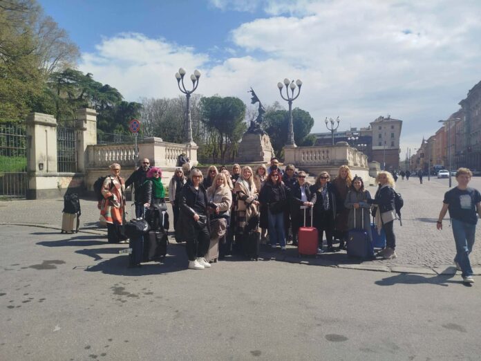 Με τη στήριξη του Επιμελητηρίου Κοζάνης, το Σωματείο Κομμωτών και Κουρέων Πτολεμαΐδας στην Cosmoprof  Worldwide  Bologna 2026