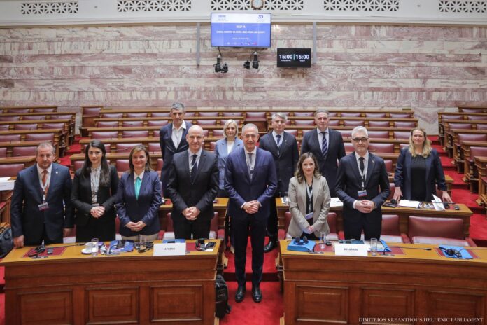 Στάθης Κωνσταντινίδης, βουλευτής ΠΕ Κοζάνης, στη Συνέλευση των κρατών της ΝΑ Ευρώπης,: «Το 2023 ήταν χρονιά-καμπή για το brain drain στη χώρα μας. Για πρώτη φορά μετά από 15 χρόνια επέστρεψαν 14.400 περισσότεροι Έλληνες από όσους έφυγαν στο εξωτερικό». 