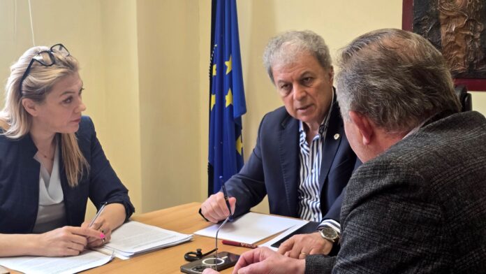 Συνάντηση Περιφερειάρχη Δυτικής Μακεδονίας και Διοικήτριας Νοσοκομείου Γρεβενών.