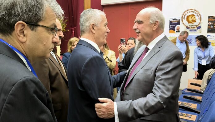 Επίσκεψη του Ευρωβουλευτή Ευάγγελου Μεϊμαράκη στον Δήμαρχο Αμυνταίου Ιωάννη Λιάση