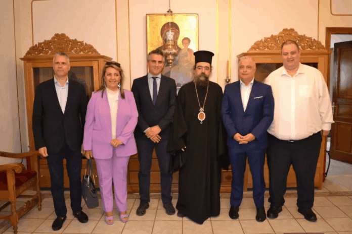 Η Μαρία Αντωνίου με τον Υπουργό Μεταφορών και Υποδομών Χρίστο Δήμα και τον Υφυπουργό Ανάπτυξης Λάζαρο Τσαβδαρίδη στην Καστοριά και στη σύσκεψη με τον Αντιπρόεδρο της Κυβέρνησης Κωστή Χατζηδάκη στην Κοζάνη