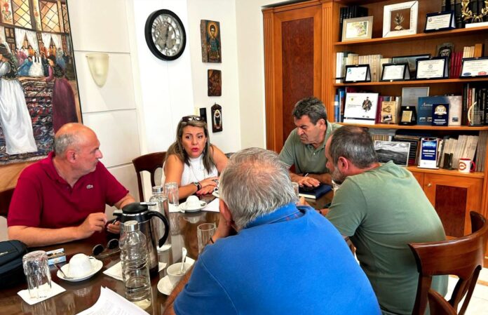 Η Μαρία Αντωνίου στη σύσκεψη στην Αντιπεριφέρεια Καστοριάς για την ευλογιά των αιγοπροβάτων