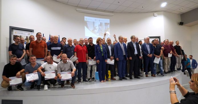 Το Πανεπιστήμιο Δυτικής Μακεδονίας συνδέει τις δεξιότητες με την αγορά εργασίας: πιστοποιητικά κατάρτισης σε 100 επαγγελματίες για εγκαταστάσεις φυσικού αερίου